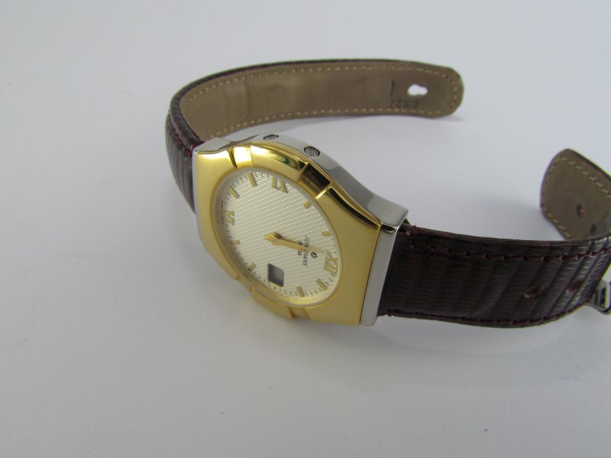 JUNGHANS MEGA Funkuhr DBP 288 GH Damenuhr NEU !! eBay